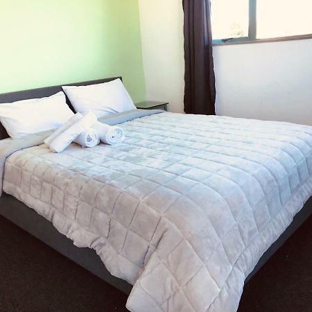Red Rose Motel Таупо Екстер'єр фото