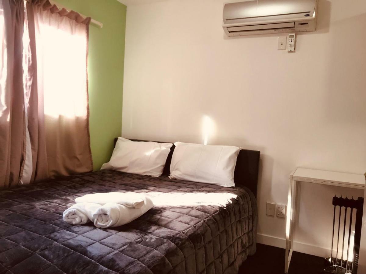 Red Rose Motel Таупо Екстер'єр фото