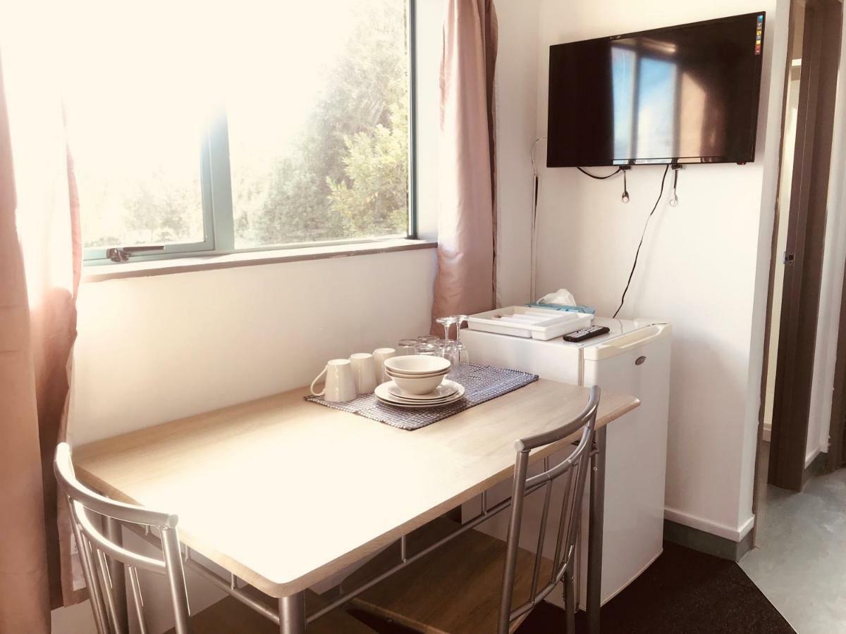 Red Rose Motel Таупо Екстер'єр фото