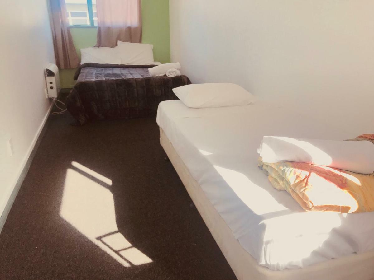 Red Rose Motel Таупо Екстер'єр фото